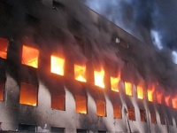 如果單位發(fā)生火災(zāi)怎么辦？