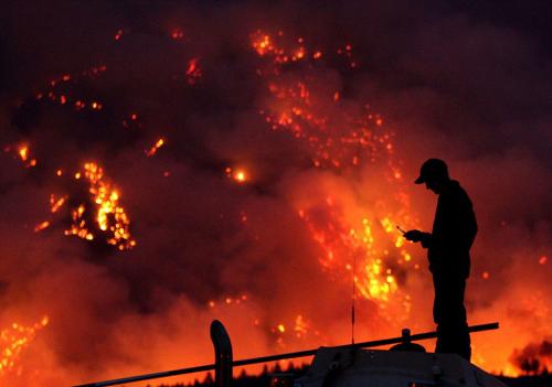 冬天里的一把火，燃燒了多少希望